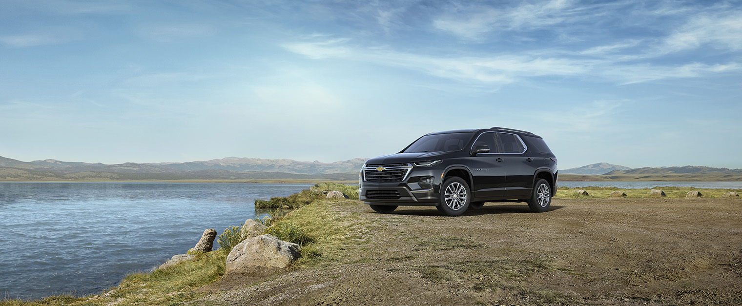 Traverse Exterior 6